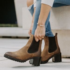 《 Thursdays 》Knockout Chelsea Boots